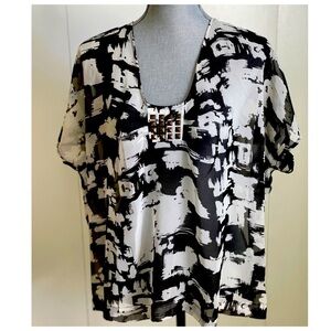 COLLECTIVE CONCEPTS SHEER TOP
